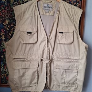 18 WindRiver Classic Outerwear Size 2XL